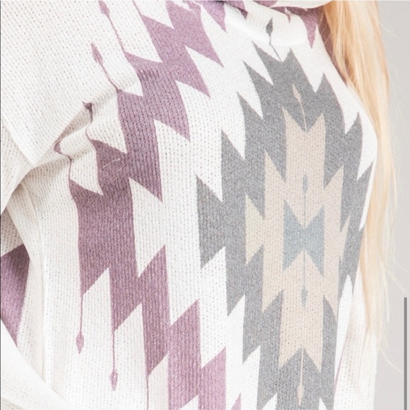 Cowl Turtle Neck Aztec Hi/Lo Sides Sweater - Picture 6 of 8